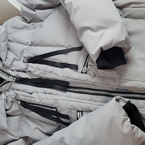 Orolay Women's Puffer Jacket Winter Down Coat Down Puffy Parka - Picture 8 of 11